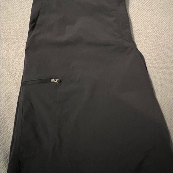 L.L. Bean hiking outdoor active shorts gray waterproof fishing SZ gorpcore - Picture 4 of 6